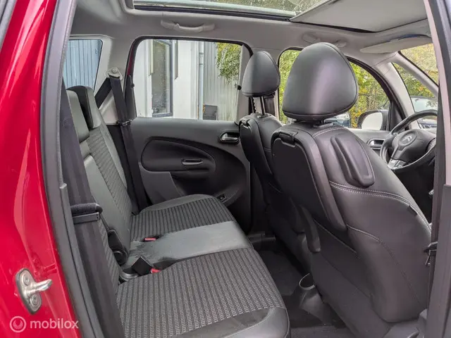 Citroën C3 Picasso 1.2 PureTech Exclusive 2017 Benzine 9