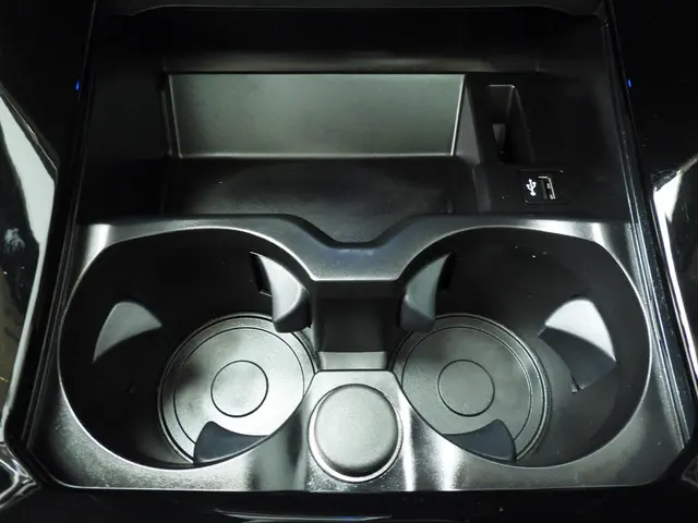 BMW X3 xDrive30e 2024 Hybride Benzine 38