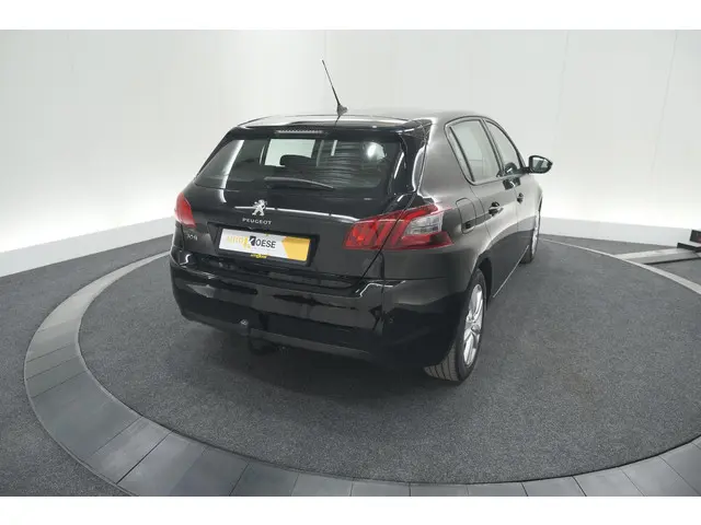 Peugeot 308 PureTech 110 Blue Lease Active 2021 Benzine 55