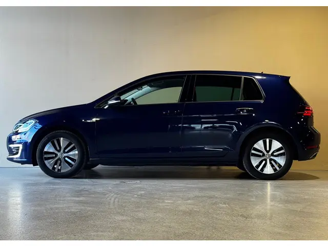 Volkswagen e-Golf E-DITION 2019 Elektrisch 2