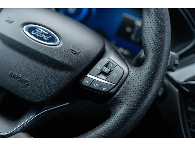 Ford Kuga 2.5 PHEV ST-Line X 2023 Hybride Benzine 30