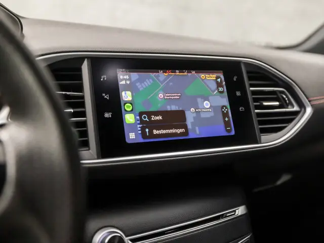 Peugeot 308 1.2 PureTech GT-Line 2019 Benzine 27