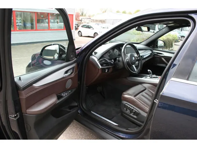 BMW X5 XDrive40e High Executive 2015 Hybride Benzine 8