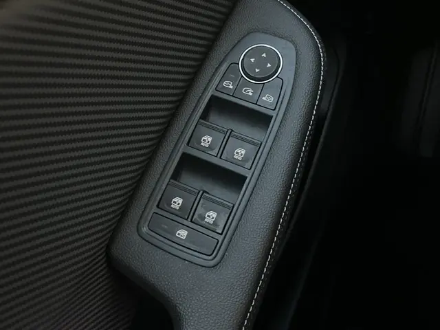 Renault Clio 1.0 TCe R.S. Line 2022 Benzine 19