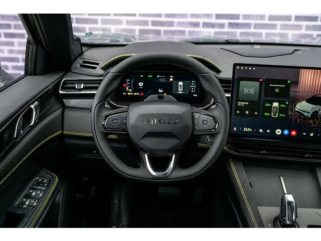 Lynk & Co 01 1.5 Core 2026 Hybride Benzine 4