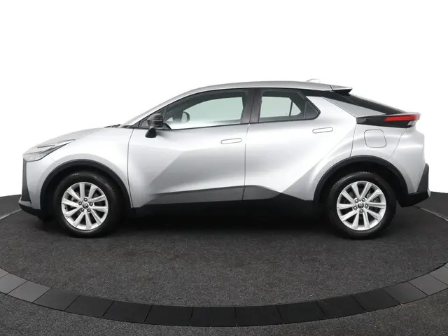 Toyota C-HR 1.8 Hybrid 140 Active 2024 Hybride Benzine 3