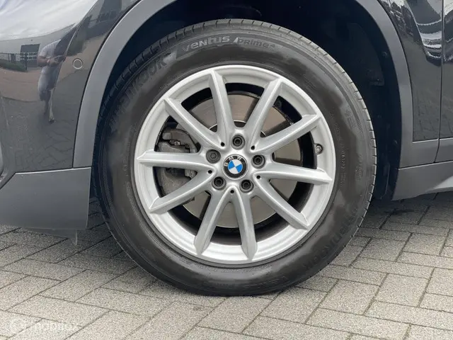 BMW X1 sDrive20i High Executive 2017 Benzine 2
