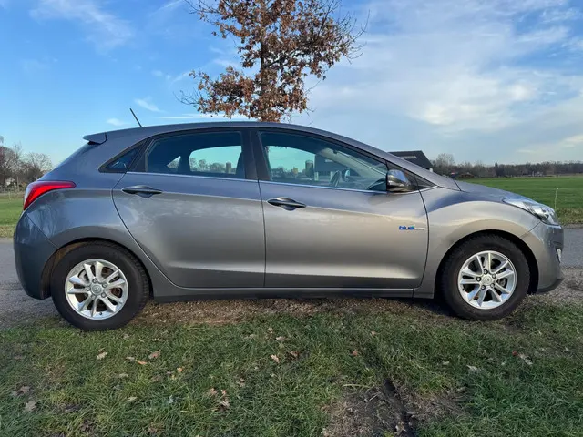 Hyundai i30 1.6 GDI i-Motion Plus 2015 Benzine 4