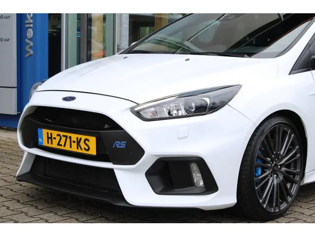 Ford Focus 2.3 RS 2018 Benzine 41