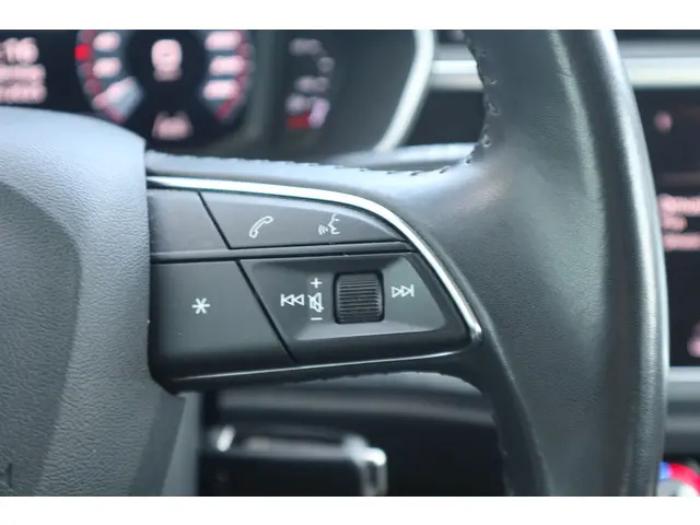 Audi Q3 35 TFSI Advanced 2019 Benzine 19