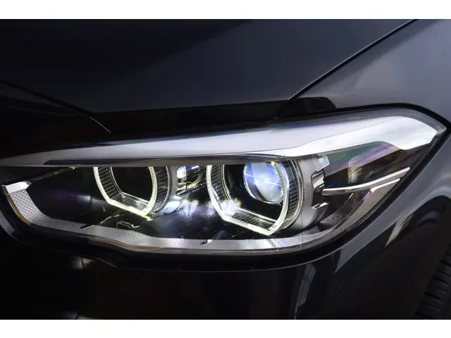 BMW 1 Serie 118i Edition Sport Line 2017 Benzine 15