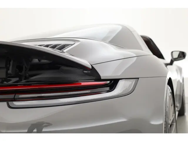 Porsche 911 Targa 4S 3.0 Orgi. NL 2020 Benzine 57