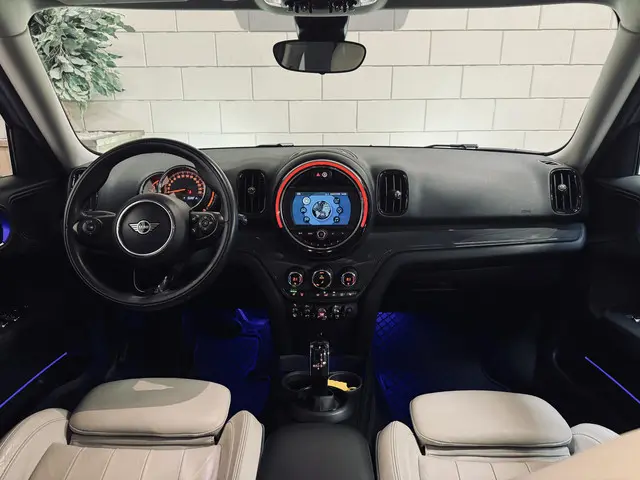 MINI Countryman 3