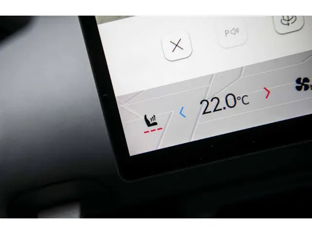 Lynk & Co 02 More 66 kWh 2025 Elektrisch 21
