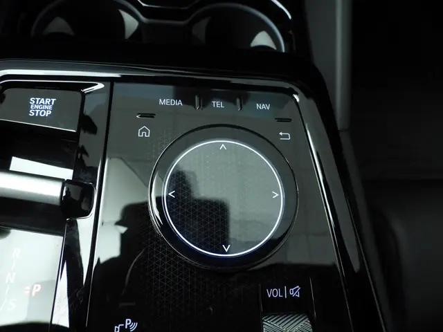 BMW 5 Serie Touring 530e 2024 Hybride Benzine 27