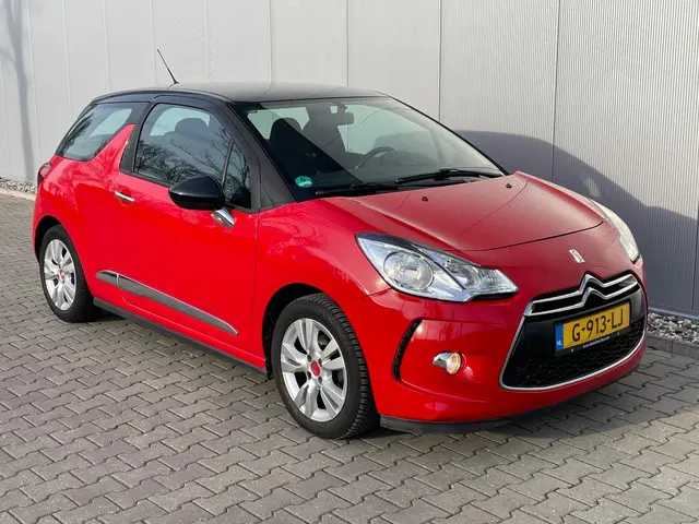 Citroën DS3 1.2 VTi Chic, airco, cruise. 2013 Benzine 7