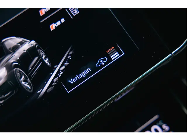 Audi RSQ8 4.0 TFSI quattro 2021 Hybride Benzine 41