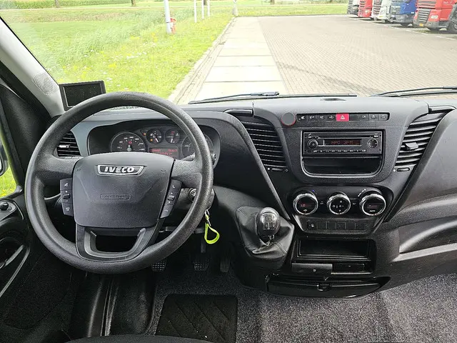 Iveco Daily 35S15 2015 Diesel 8