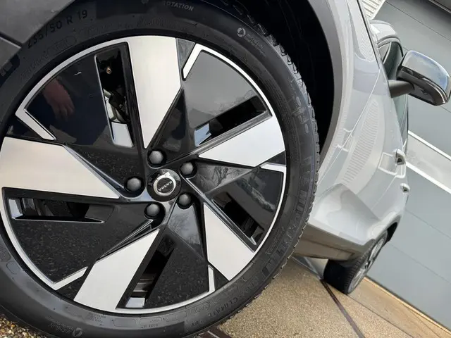 Volvo EC40 Twin Motor Ultra 82 kWh 2023 Elektrisch 17