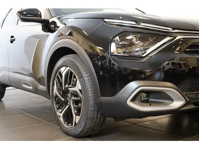 Citroën C4 PT 130 Shine 2022 Benzine 2