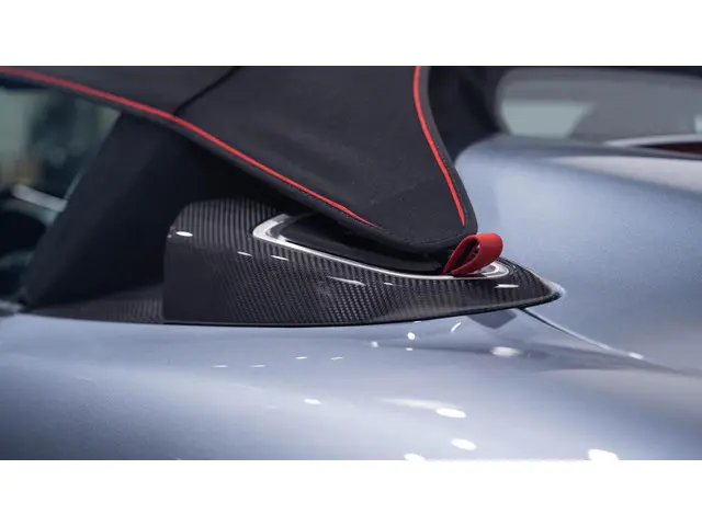 Porsche 718 Spyder RS 2024 Benzine 50