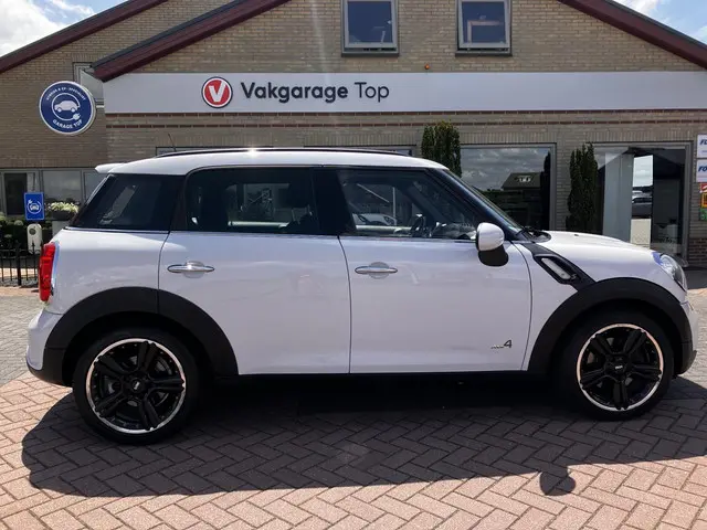 MINI Countryman 1.6 Cooper S ALL4 Pepper 2012 Benzine 12