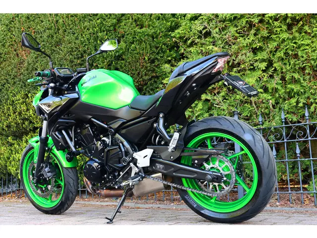 Kawasaki Z650 ABS 50kw 2021 Benzine 5