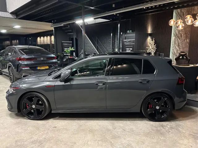 Volkswagen Golf 2.0 TSI GTI|PANO|BOMVOL! 2021 Benzine 8