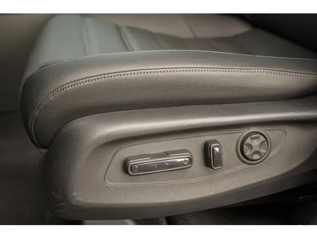 Honda CR-V 2.0 e:PHEV ADVANCE TECH 2025 Hybride Benzine 21