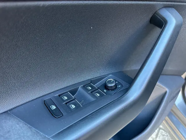 Volkswagen Polo 1.0 TSI Beats 2018 Benzine 14