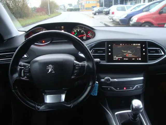 Peugeot 308 SW 1.5 BlueHDi Allure ( 6VER +NAVI ) 2018 Diesel 13