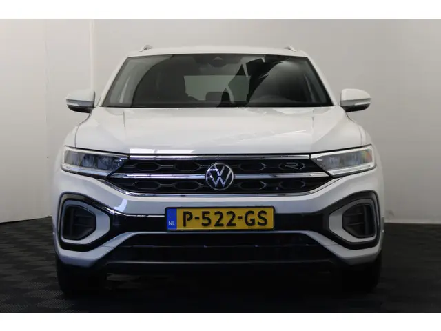 Volkswagen T-Roc 3