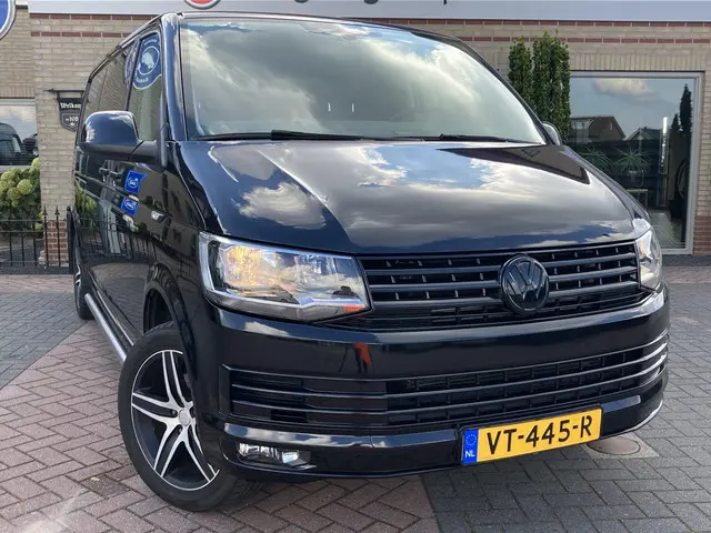 Volkswagen Transporter 2.0 TDI L2H1 Highline 2016 Diesel 3