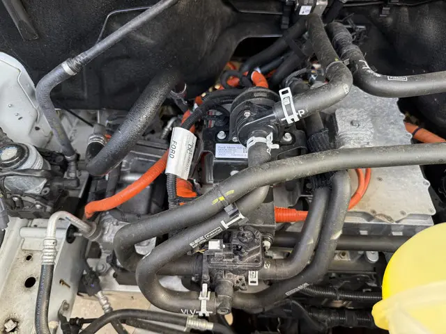 Ford E-Transit 75kWh 184PK 2023 Elektrisch 32