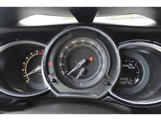 Citroën DS3 1.2 VTi So Chic 2013 Benzine 17