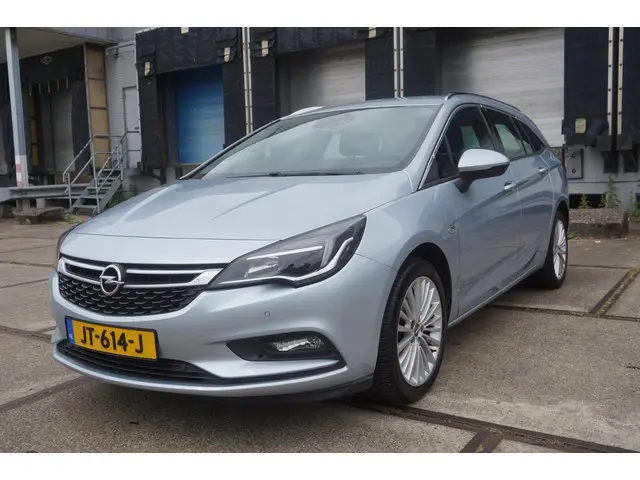 Opel Astra 2