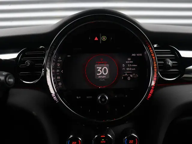 MINI 5-Deurs Cooper 2022 Benzine 28
