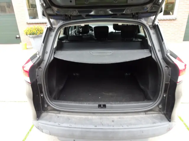 Renault Clio Estate 1.2-16V Collection 2014 Benzine 10