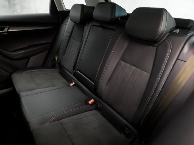 Škoda Karoq 1.0 TSI Sport Deluxe 2019 Benzine 15
