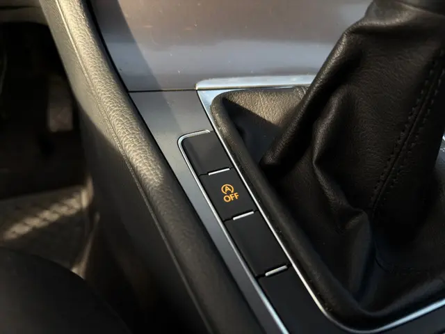 Volkswagen Golf 1.2 TSI Comfortline 2013 Benzine 31