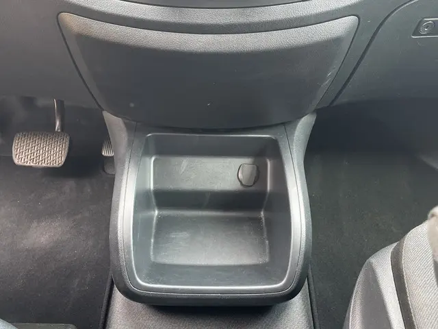 Mercedes-Benz Vito 114 CDI Lang DC Comfort 2020 Diesel 41