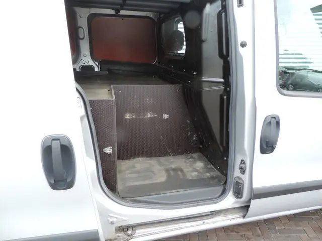 Opel Combo 1.6 CDTi L1H1 Edition 2018 Diesel 13