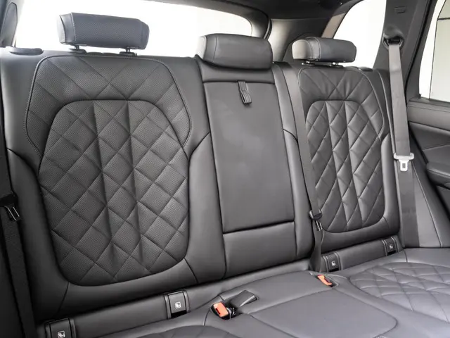 BMW X5 xDrive50e 2025 Hybride Benzine 10