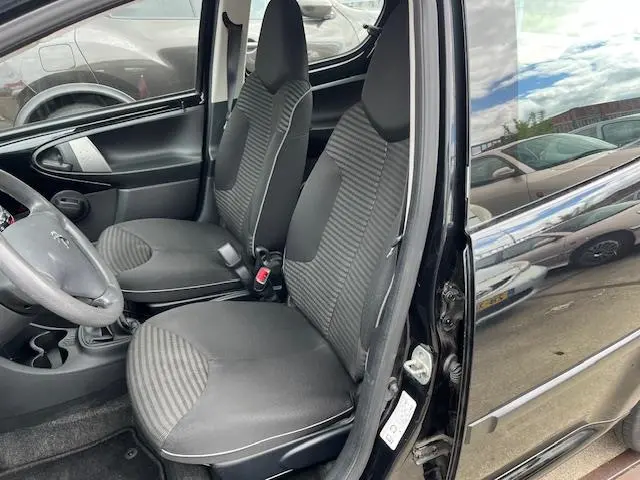 Peugeot 107 1.0 Active AIRCO -NAP 2013 Benzine 21