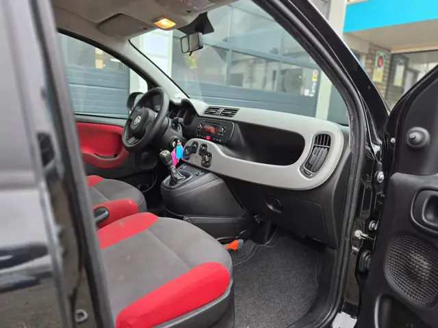 Fiat Panda 0.9 TwinAir Edizione Cool 2014 Benzine 13