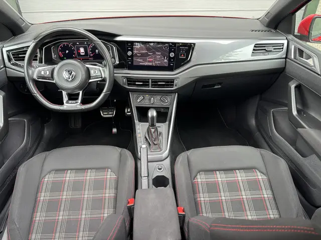 Volkswagen Polo 2.0 TSI GTI 2019 Benzine 16