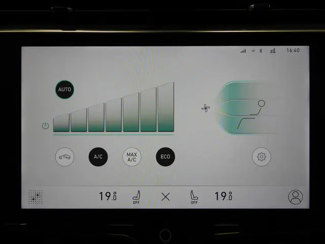 Lynk & Co 01 1.5 PHEV BlackLine 2023 Hybride Benzine 7