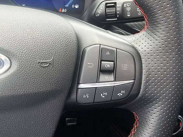 Ford Kuga 2.5 PHEV ST-Line X 2021 Hybride Benzine 16