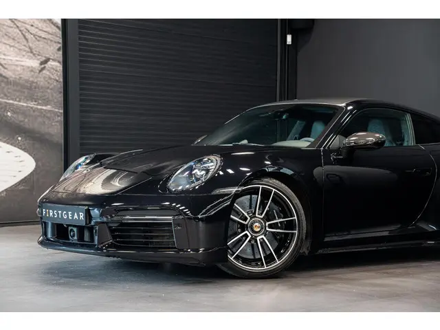 Porsche 911 3.8 Turbo S 2020 Benzine 4