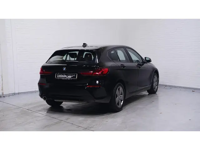 BMW 1 Serie 118i Advantage 2022 Benzine 5